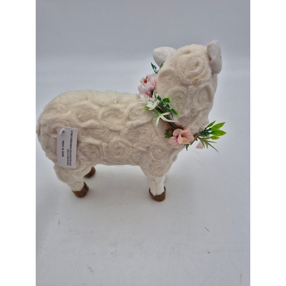 Resin Lambs W/Floral Garland‎ by Valerie Parr Hill "RARE' NIB - Picture 5 of 12